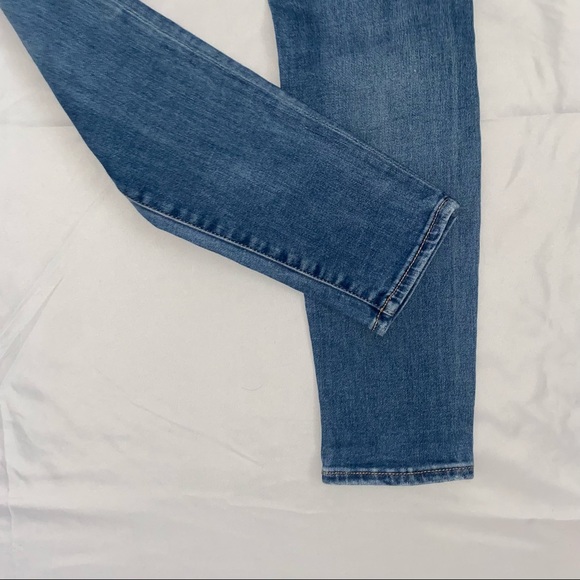 American Eagle Jeans - Picture 5 of 6